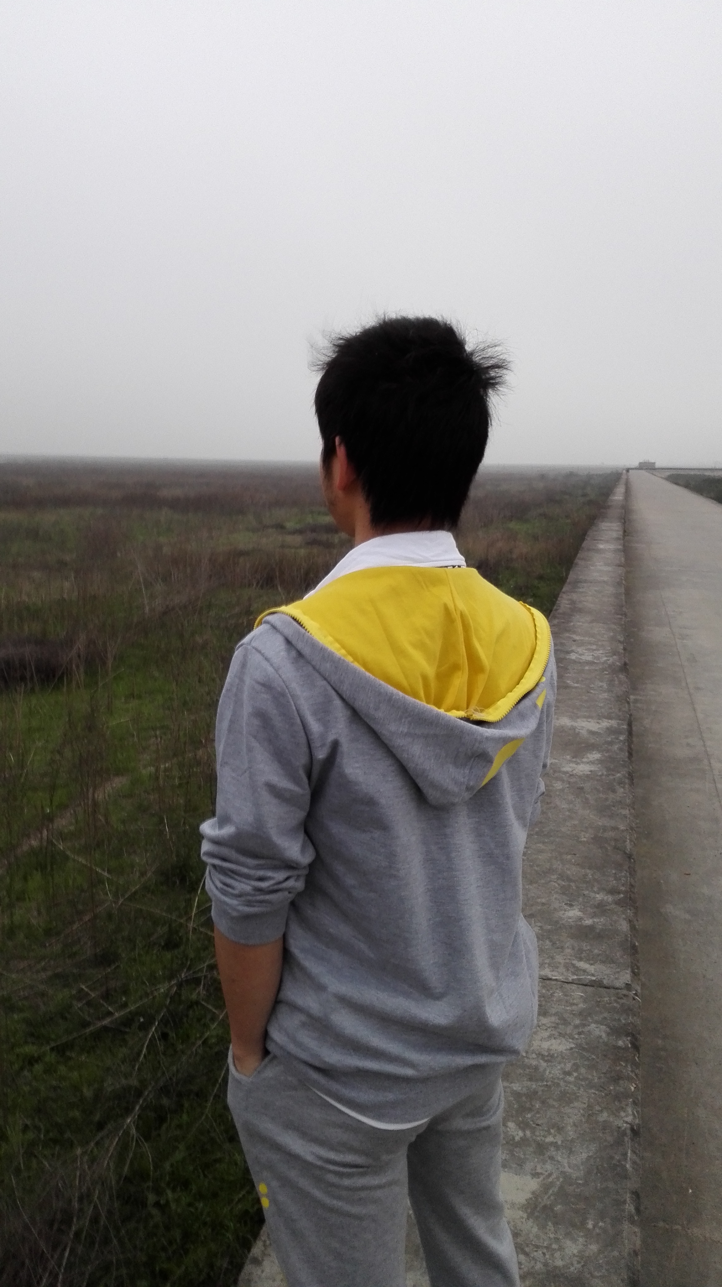 网络自媒体早已红海一片，现在进入这个行业还有机会吗？