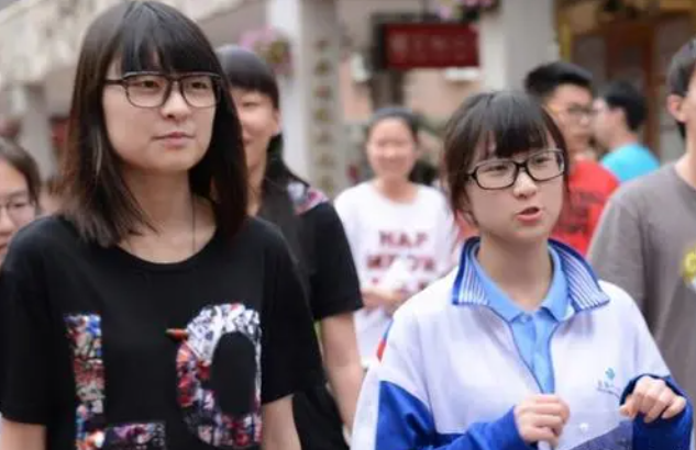 ​2021高考难度系数有多高？听听考生们的回答，叫人心疼不已