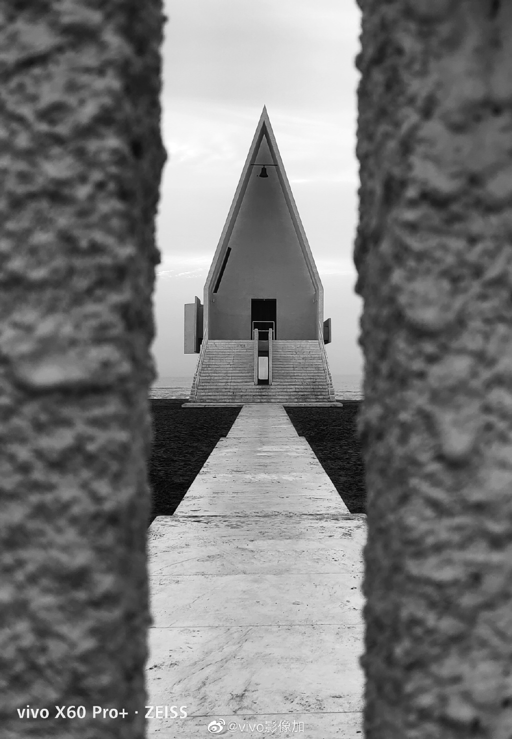 好的照片应当是具有引导性的,它能通过构图引导看客的视线,达到摄影师