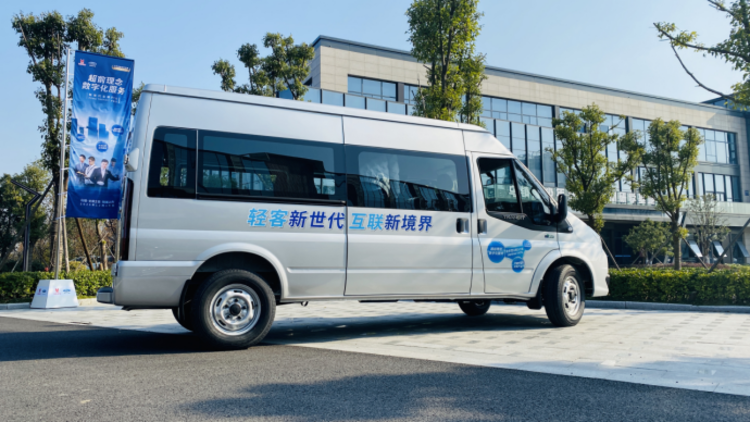 试驾新世代全顺Pro：16.38万元起售的大空间轻客