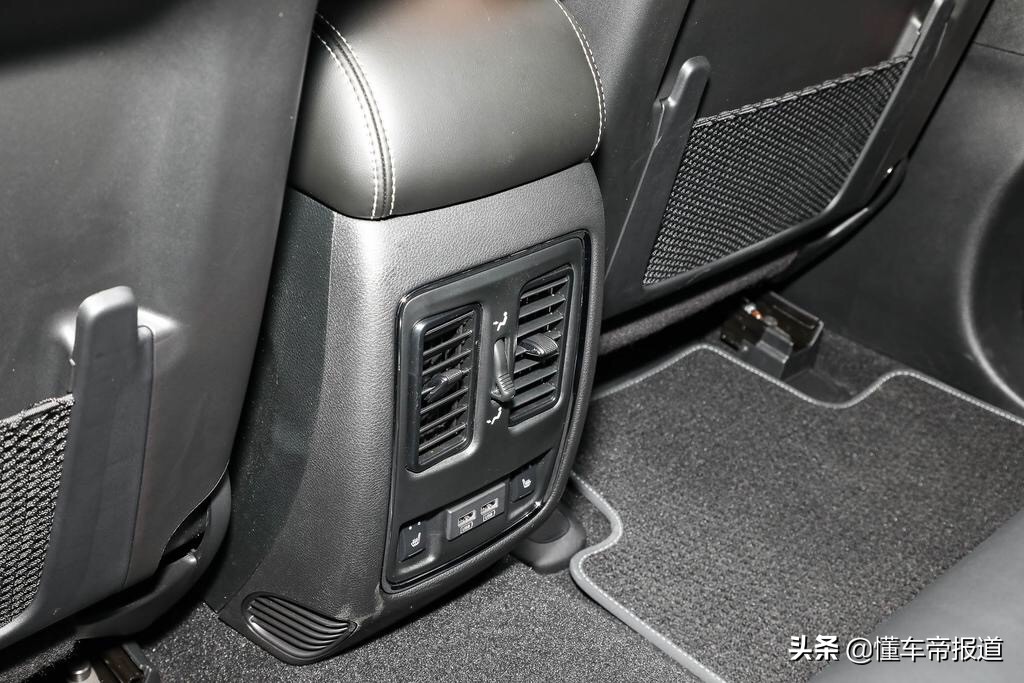 新车｜本代将终结？售58.49万，解析Jeep大切诺基纪念版