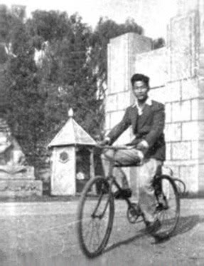 1947年秋天，我和女神林徽因对飙英文