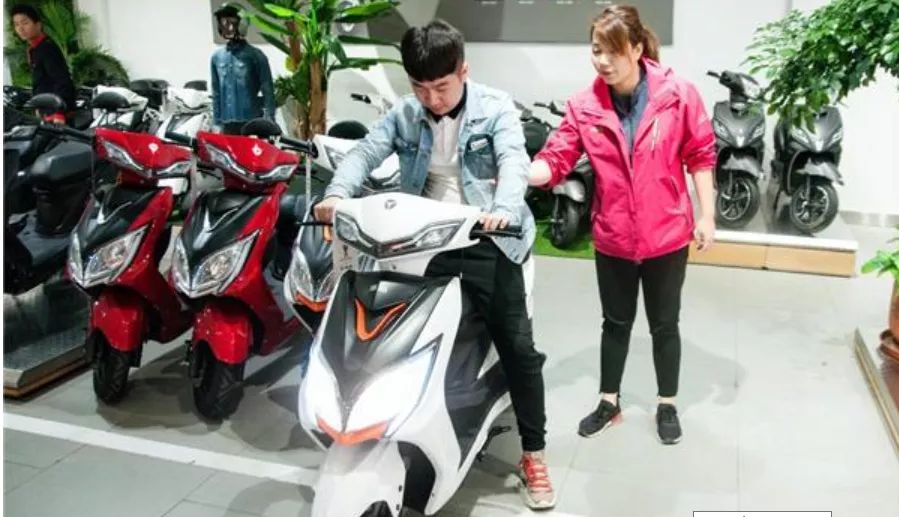 哪些电动车要驾照？电动车有4种驾驶证，如何持证才能合法上路？