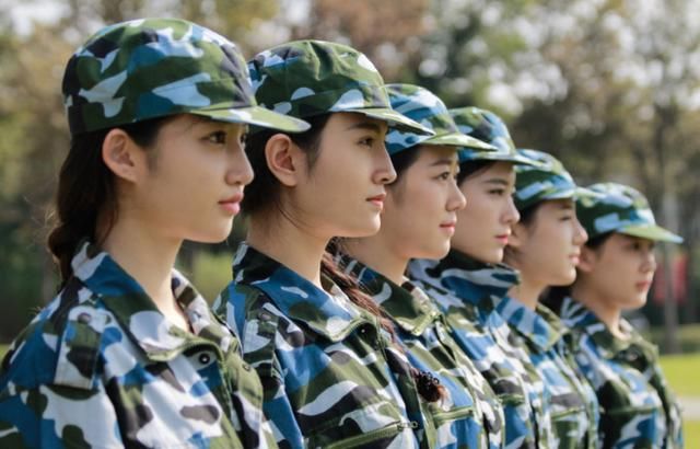原本为了磨炼学生意志的军训，如今却“变了味”，军训意义何在？
