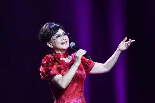 为央视中秋晚会献唱的10位老艺术家，最大的91岁，最小的64岁