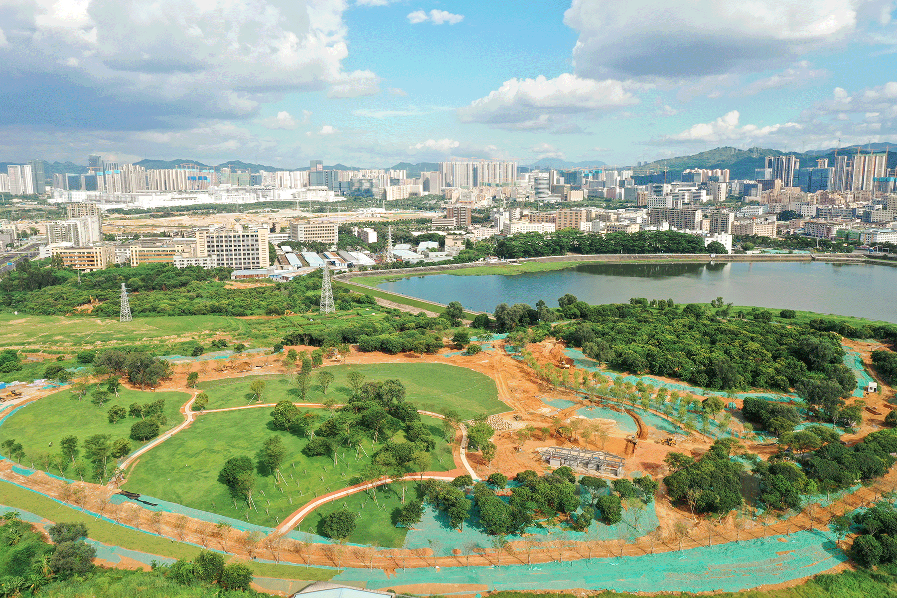 攻坚克难进行时④ 10家工业园已签订清租协议，光明国际汽车城二期统租正稳步推进！
