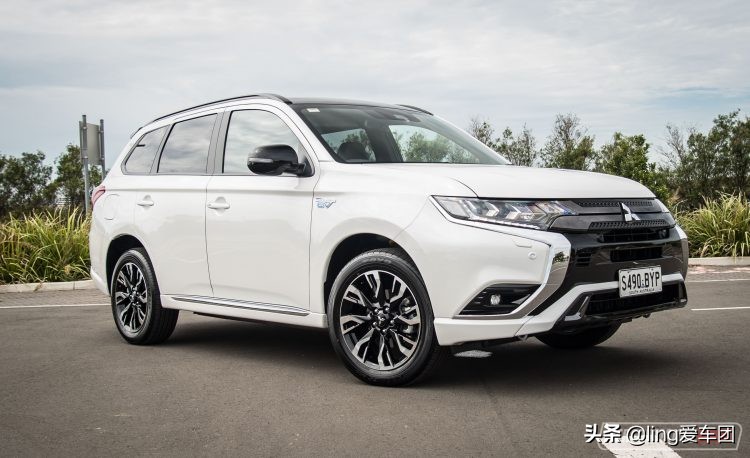 2013款三菱欧蓝德GSR性能版 SUV 豪华配置 试驾体验