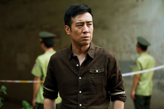 “大器晚成”于和伟的成名往事，有八个哥哥姐姐，吃姐姐奶水长大