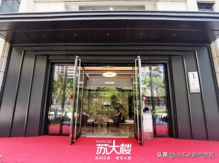 售價(jià)3W!雙軌+天街!烈日之下,蘇州高端改善盤(pán)交付