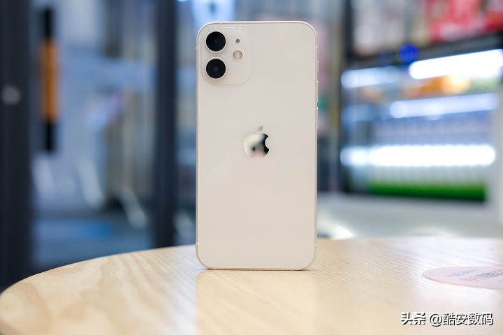 我和我最后的倔强：iPhone 12 mini 浅度使用体验