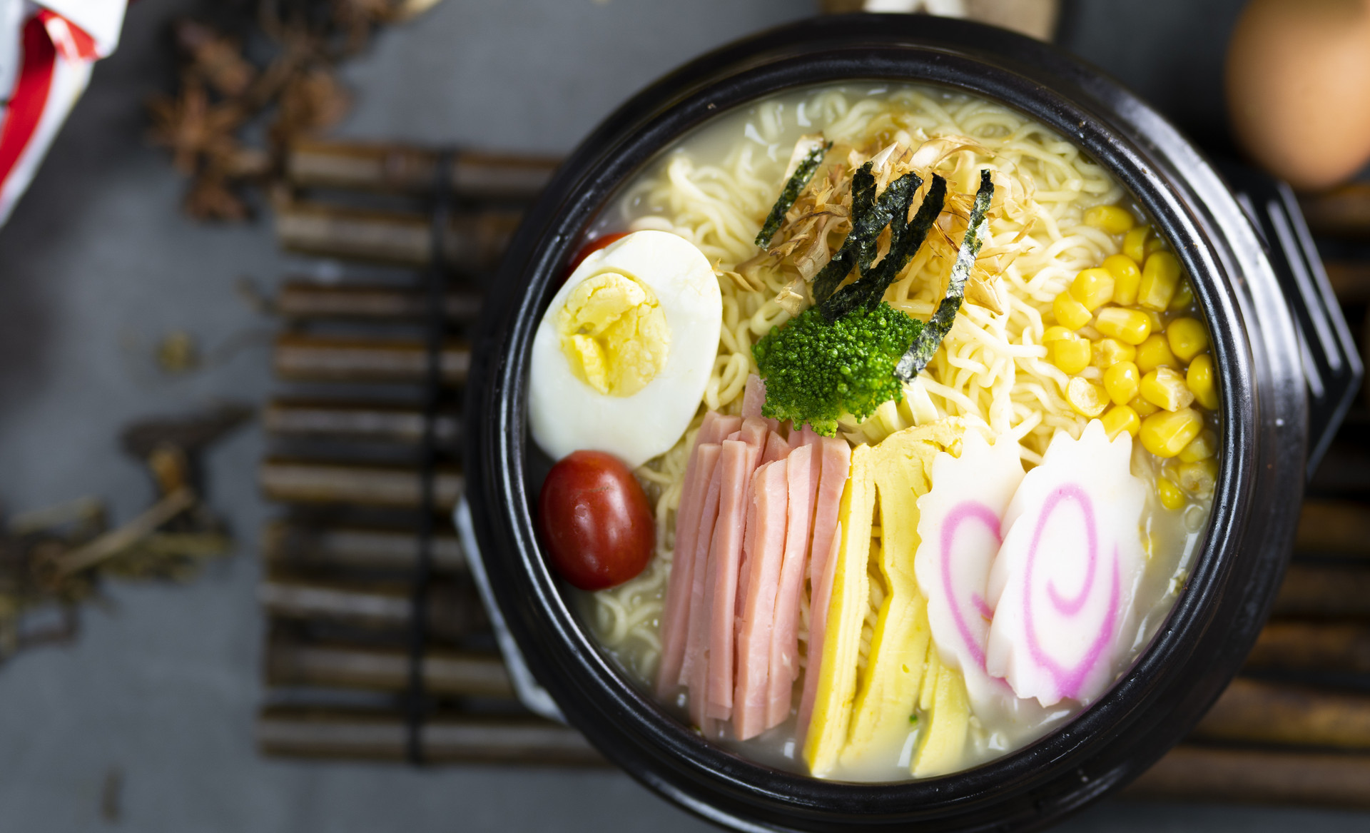 春天是长高黄金期，这些食物会“偷”走娃的身高，孩子爱吃也别买