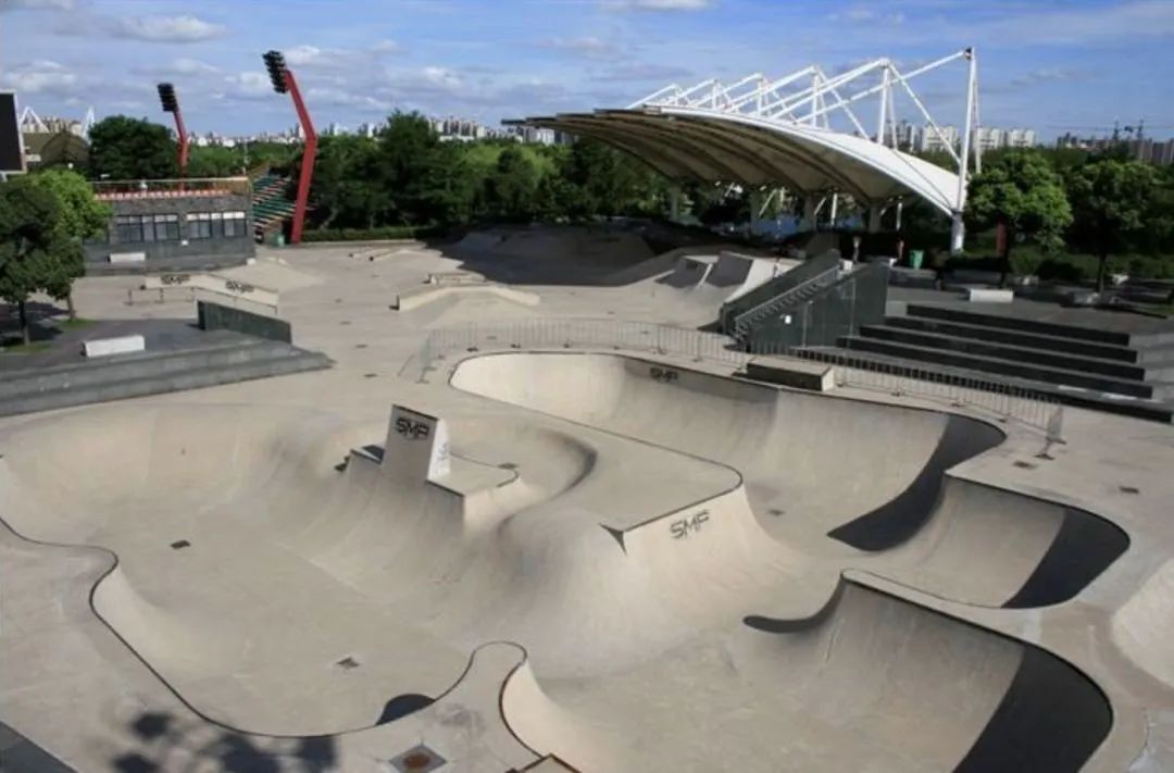 运动鞋品牌vans跨界打造滑板公园,探索文创体育旅游综合体新玩法