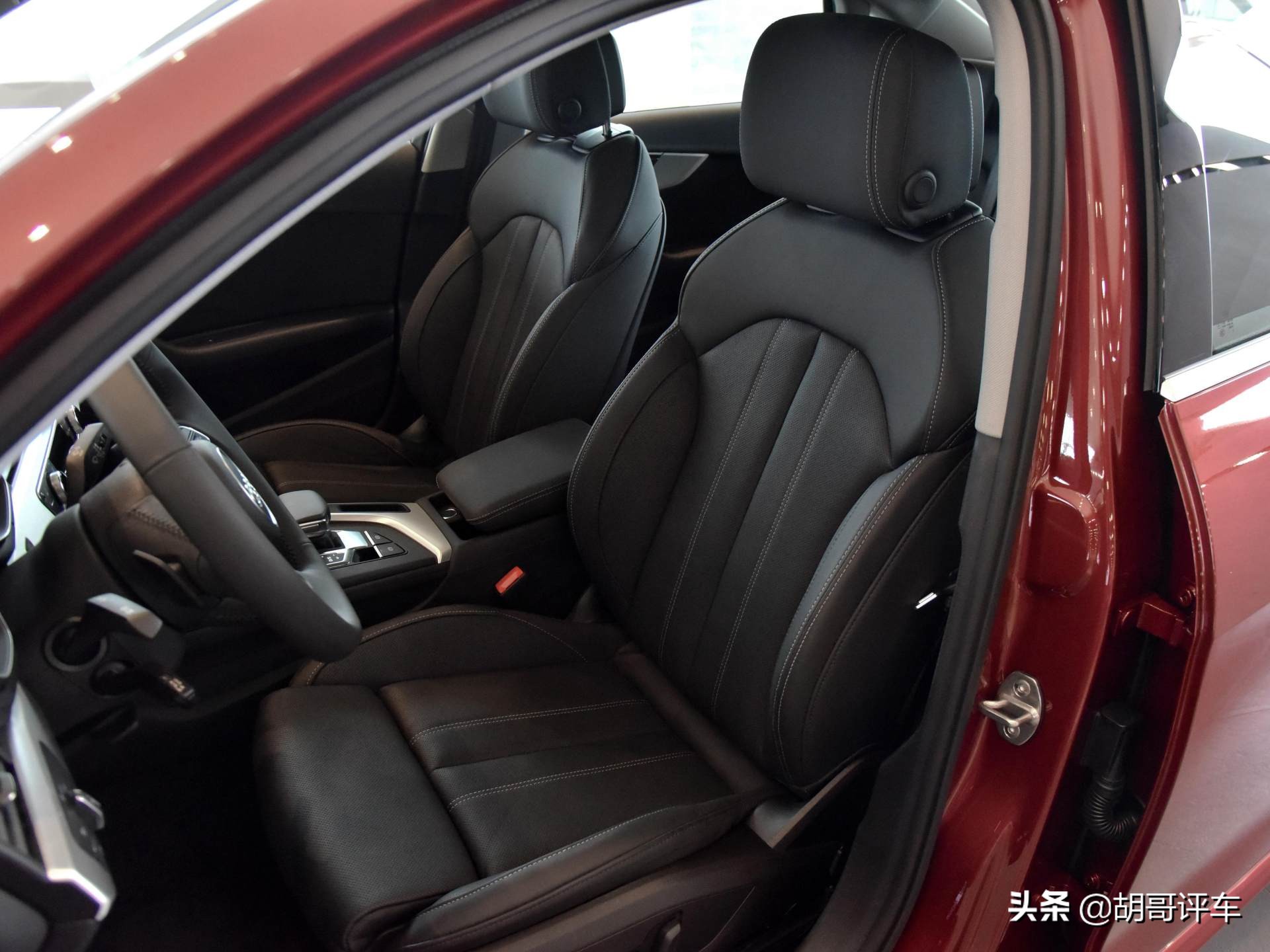 轴距超2.9米，颜值高，零百8s内，带你看奥迪A4L