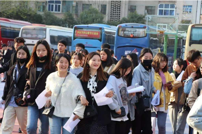 网友整理的“考研”黑名单出炉，不光歧视双非，还压分严重