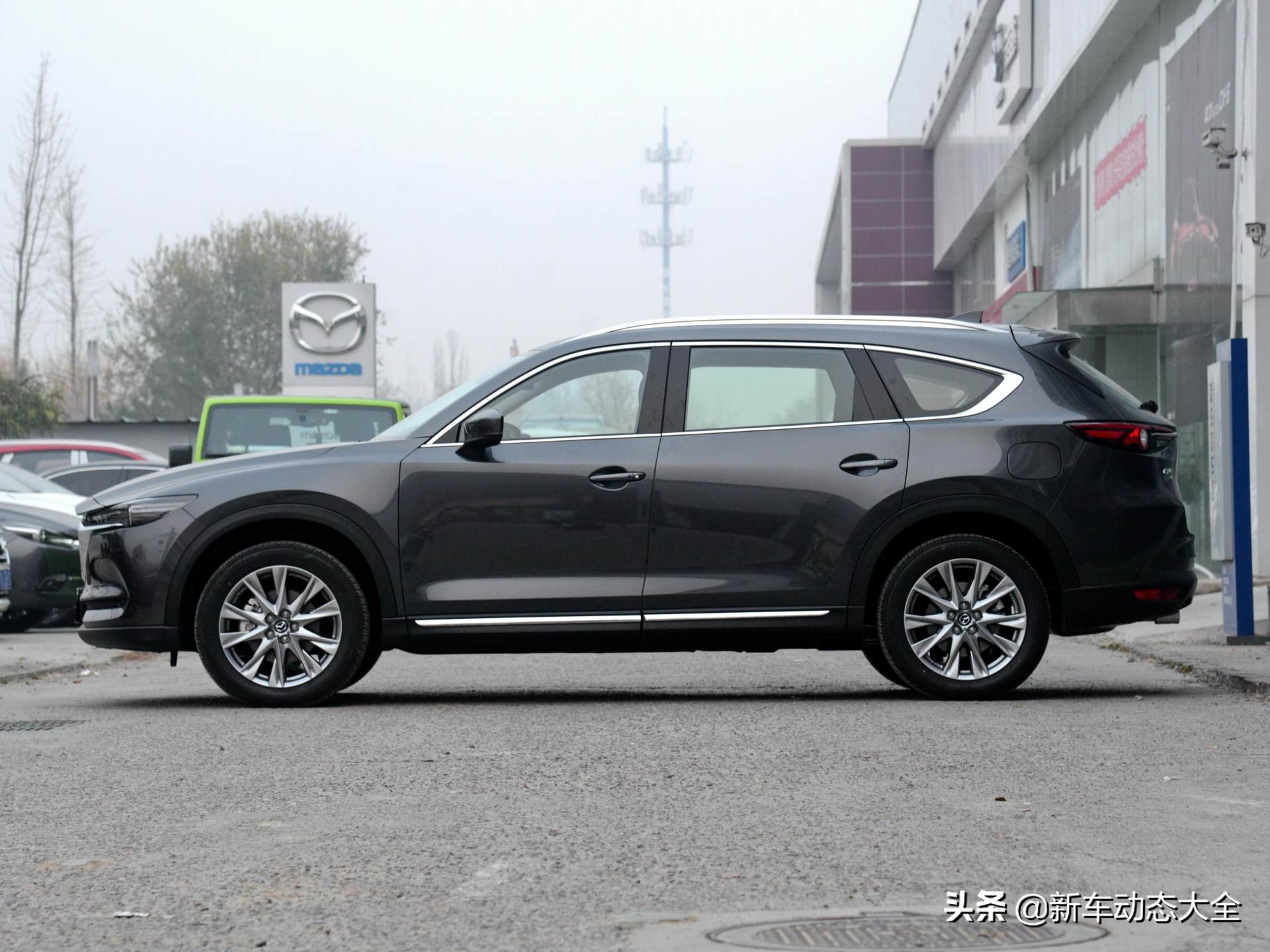 合资中大型SUV，轴距超2.9米，颜值没得说！带你看马自达CX-8