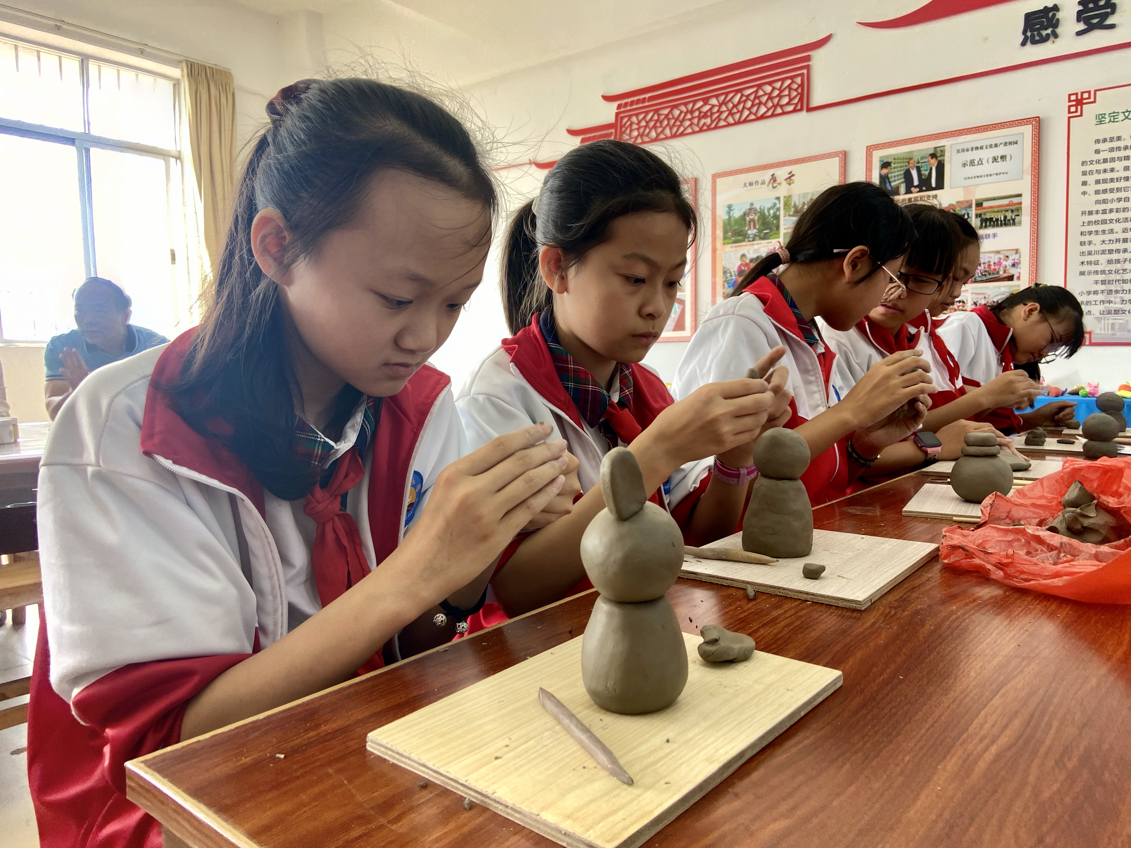 这所学校不简单，五育融合创特色学校，为孩子打好人生纯美底色