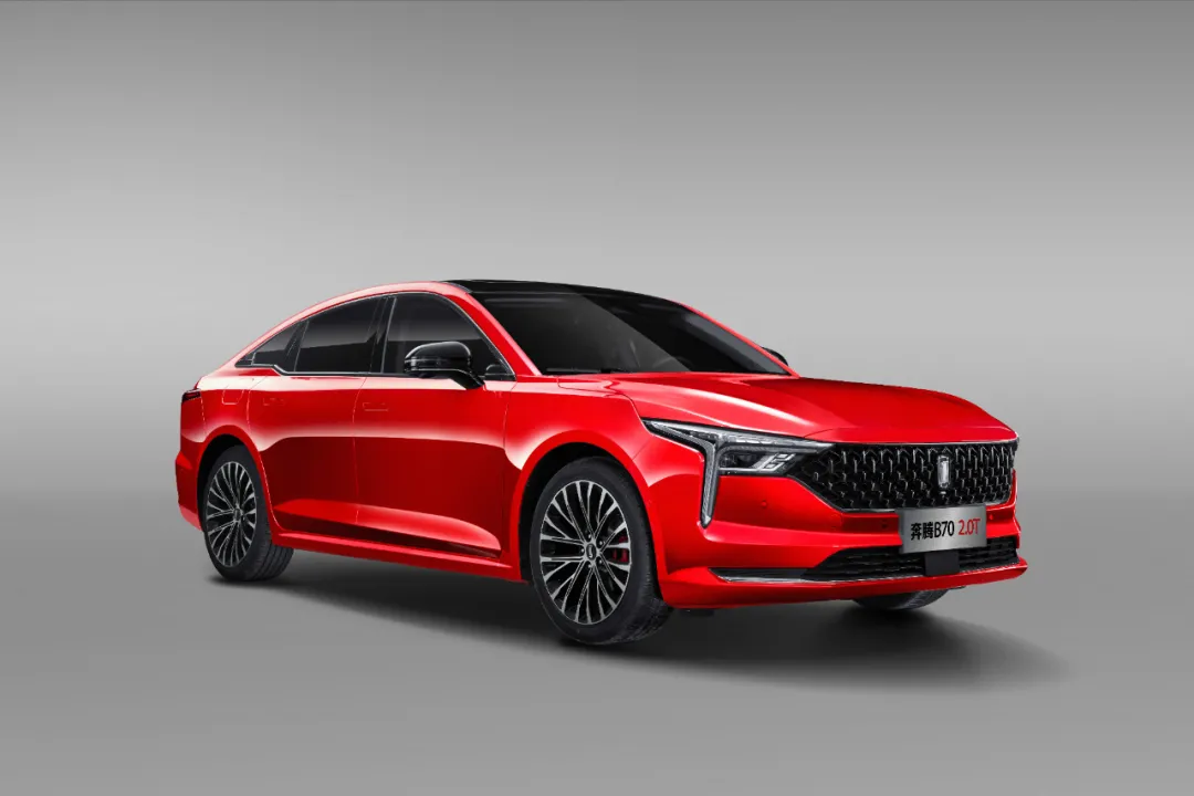 0t奔腾b70和1.4t大众朗逸,选择越级动力,还是坚持品牌惯性?