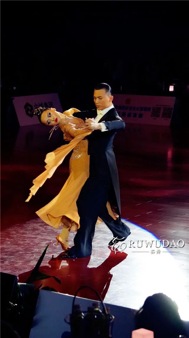 「科普」体育舞蹈（国际标准舞）的比赛评分标准