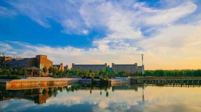 2020年新乡医学院三全学院本科二批医学类专业录取热度不减