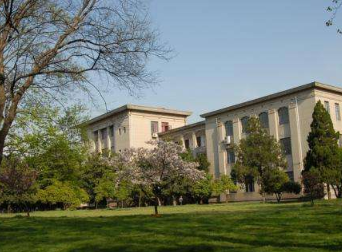 国内中部地区高校排名出炉，湖大跌出前3，华中师大没挤进前5