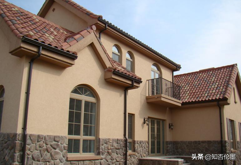 农村建房，外墙用“瓷砖”好还是“防水涂料”好？过来人给出建议