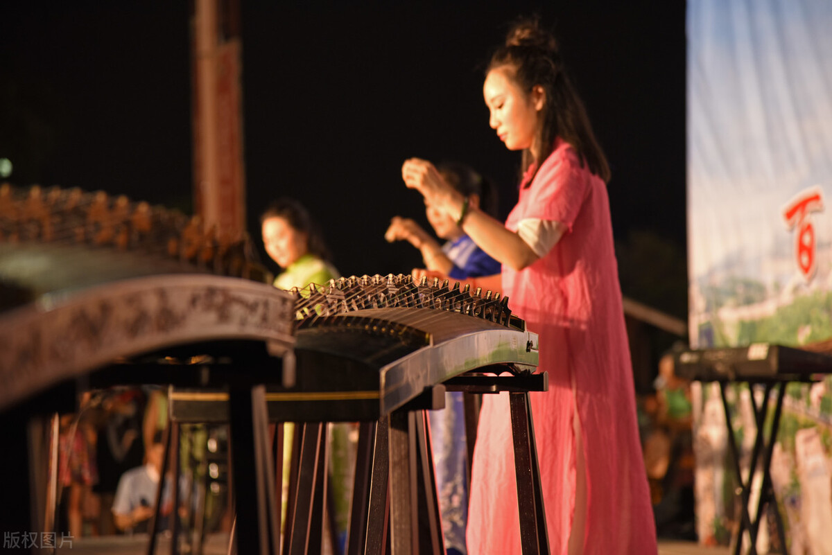 大一新生，除了学习专业内容，还需要做些什么来充实大学生活呢？