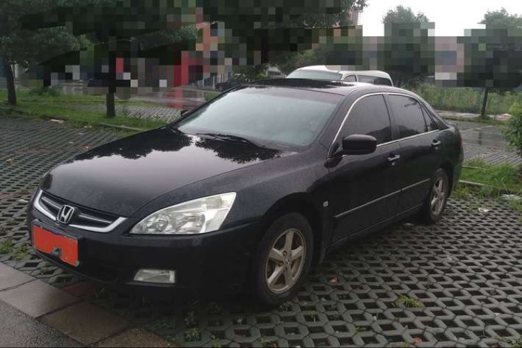小伙花2万买一台12年朗逸二手车，回家后才发现马上要报废了！