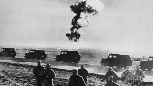 �ҹ���һ��ԭ�ӵ���ըǰ�����鳡��������ս�����󱻸ı�ɵ�Ӱ