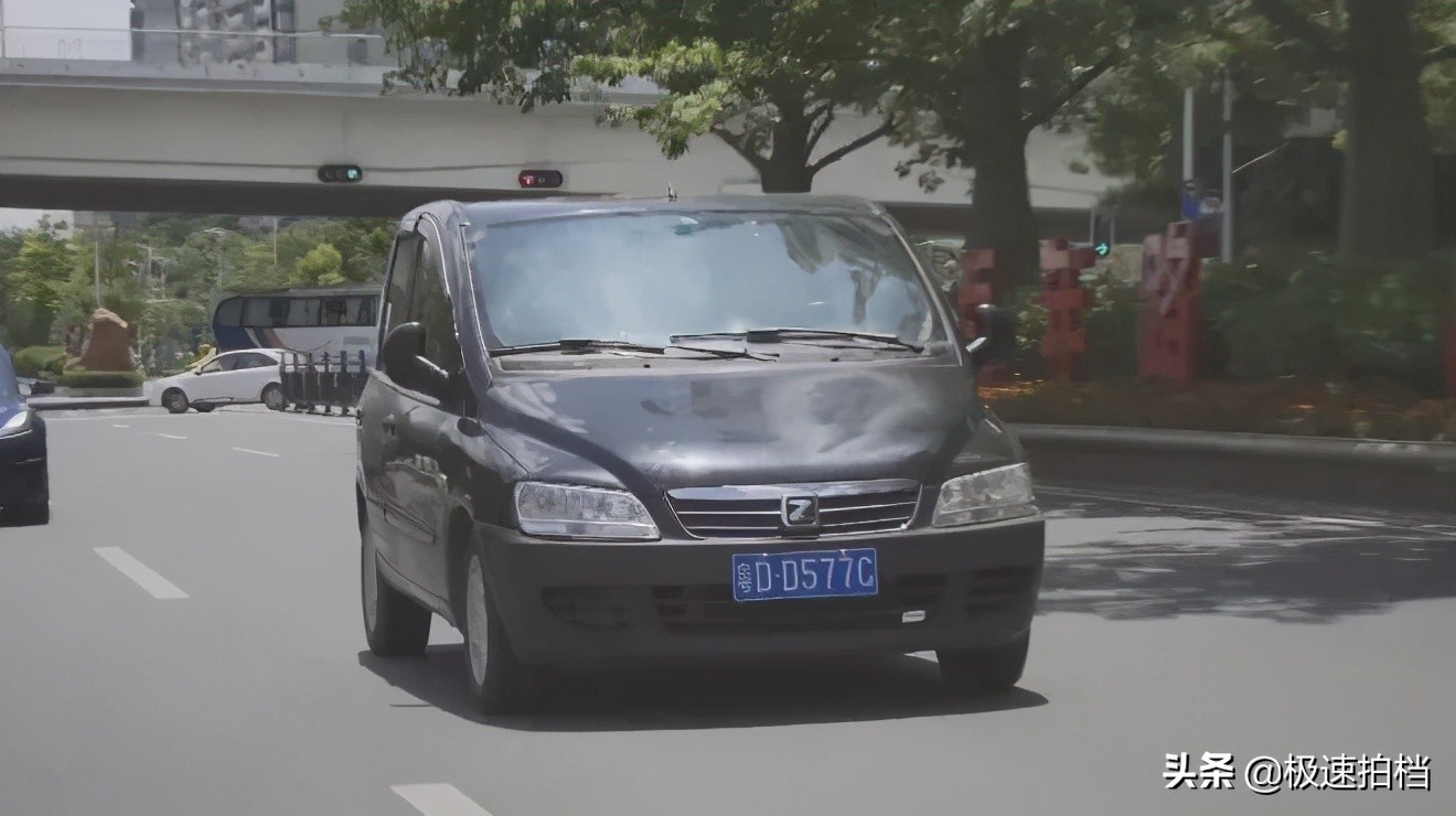 我買了人類史上最丑的車