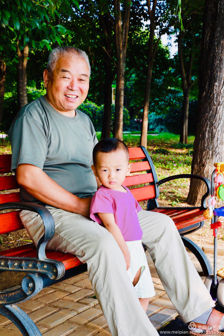 10月7日重阳节，十几首诗词100幅照片，致敬天下老年人