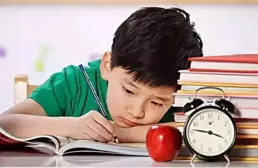 中小学或许不能上补习班了？有人欢喜有人忧，教育部给出说法