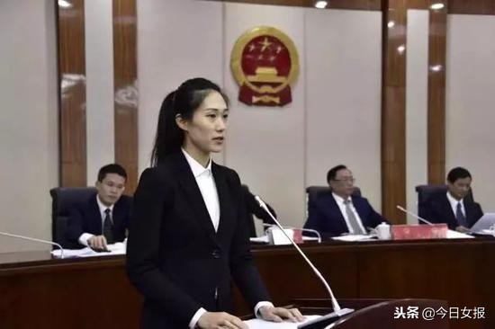 “90后”女博士当选副市长：看完她的“背景”后，网友服气了