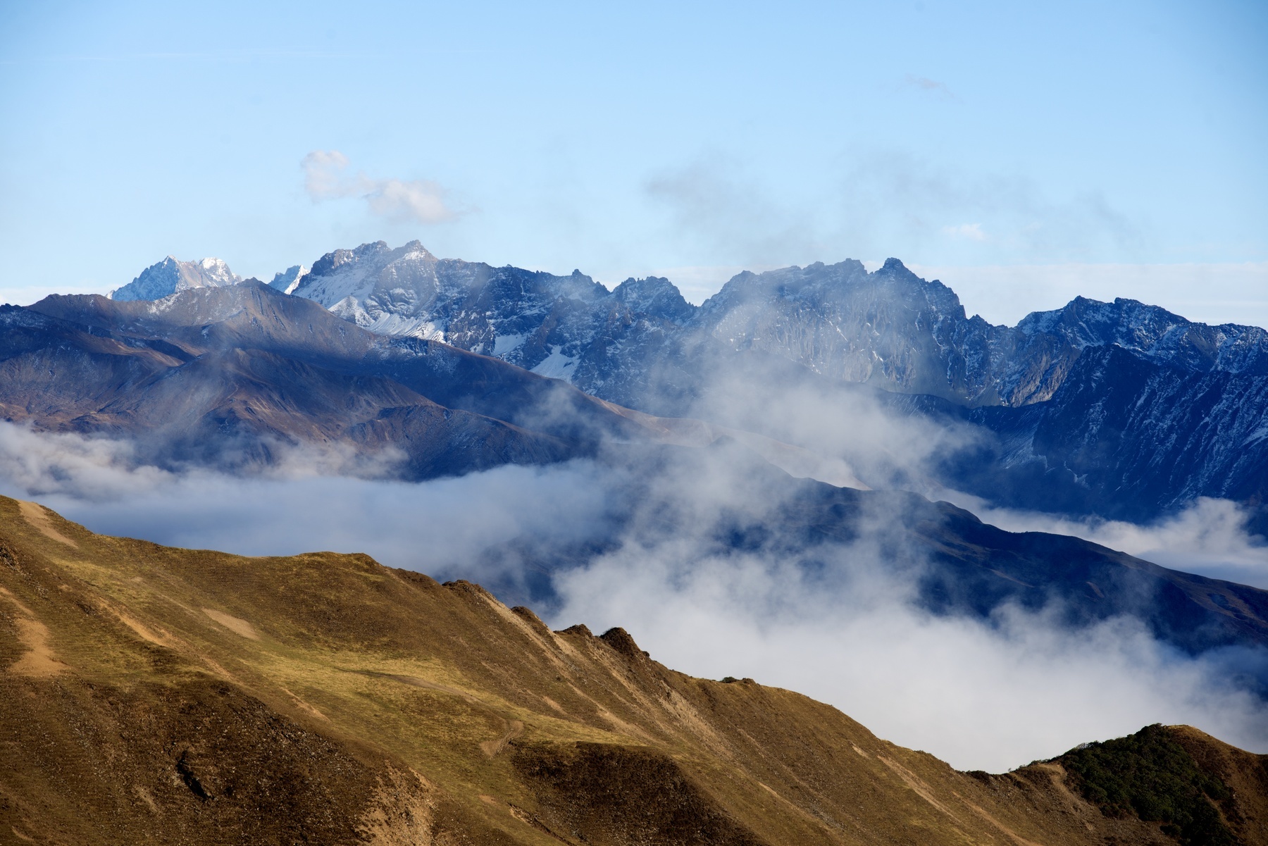 重走长征路,再次翻越大雪山,秋天季节里的夹金山原来这么美