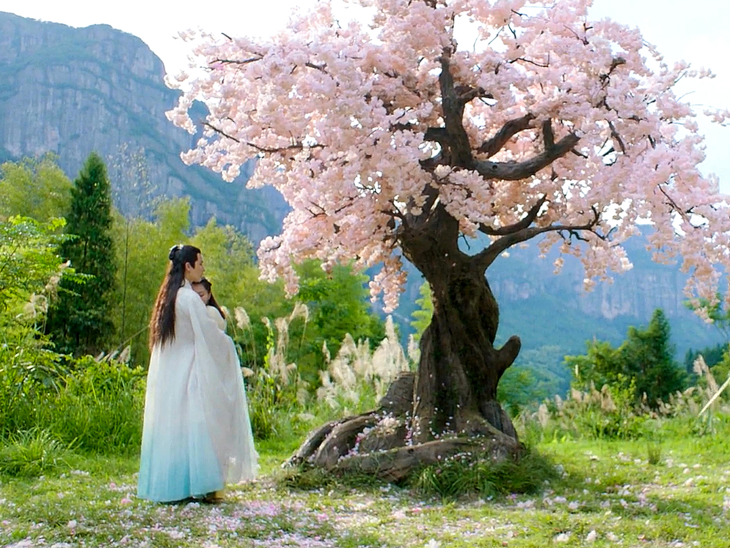 推荐电影《长白·灵蛇传》,女蜗后人与千年蛇仙的爱情故事