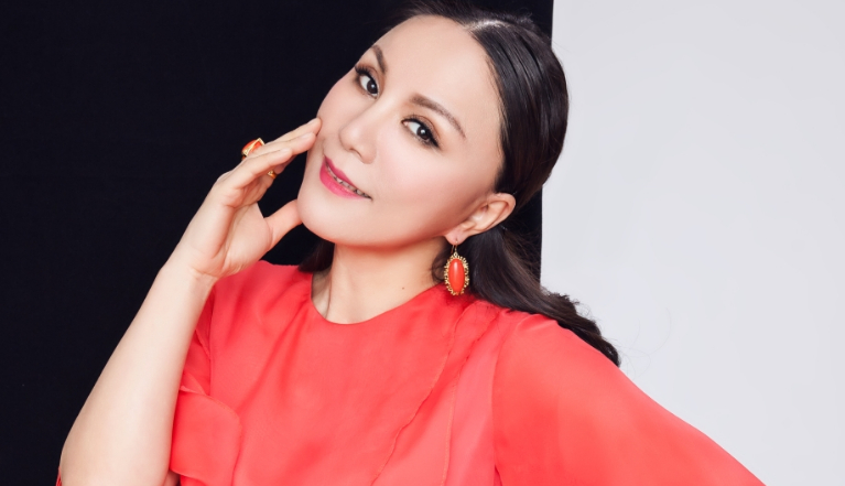 林萍曾7次登上春晚,却为了拿两份薪酬被"雪藏",现状如何?