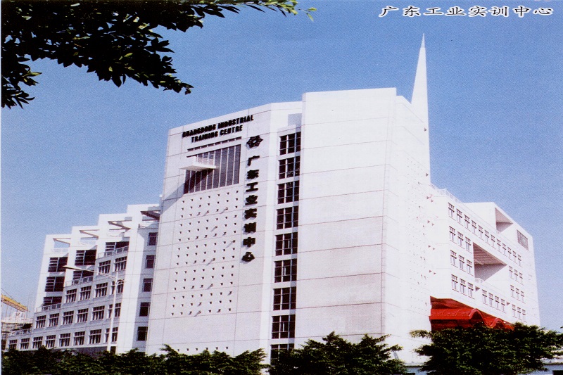 沿海一线城市这所大学招生人数多录取分数还低，原来是了解太少