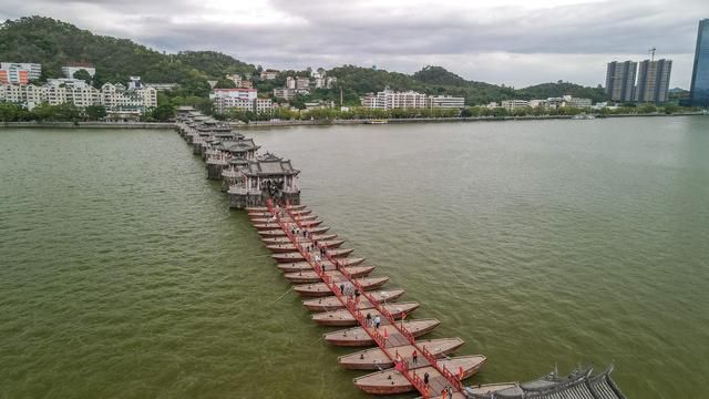 中国最早的启闭式桥梁，潮州城市地标建筑，广济桥