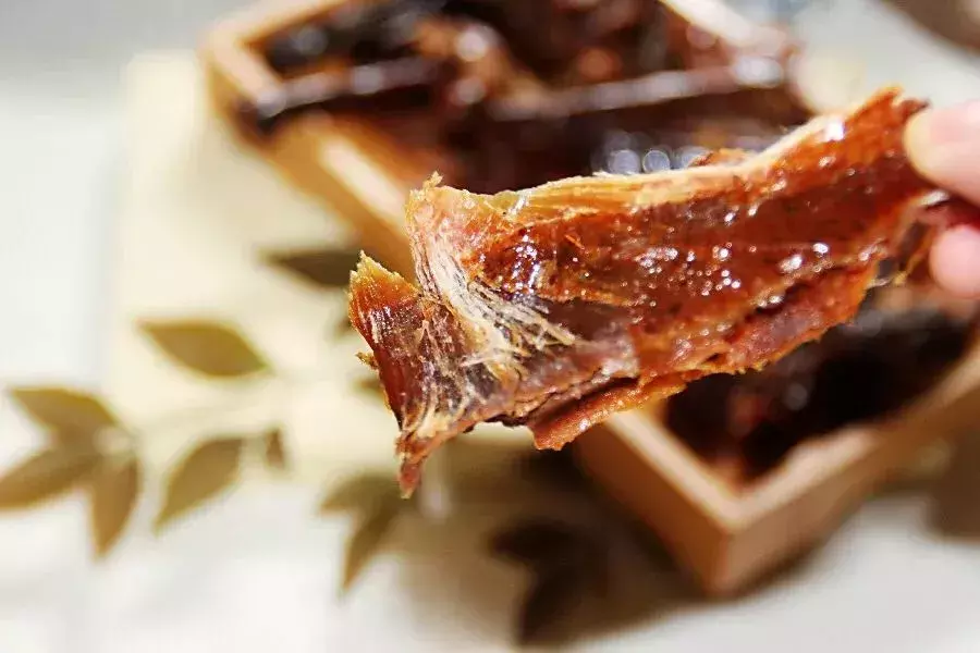 鲜！香！辣！有嚼劲~到湖南必吃的美食“常德一绝”网红酱板鸭！