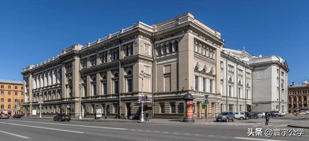 在圣彼得堡国立音乐学院（СПбГК）读书是种什么样的体验？