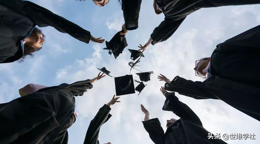 李嘉诚毕业演刷新朋友圈，“建立自我”自曝首富秘诀