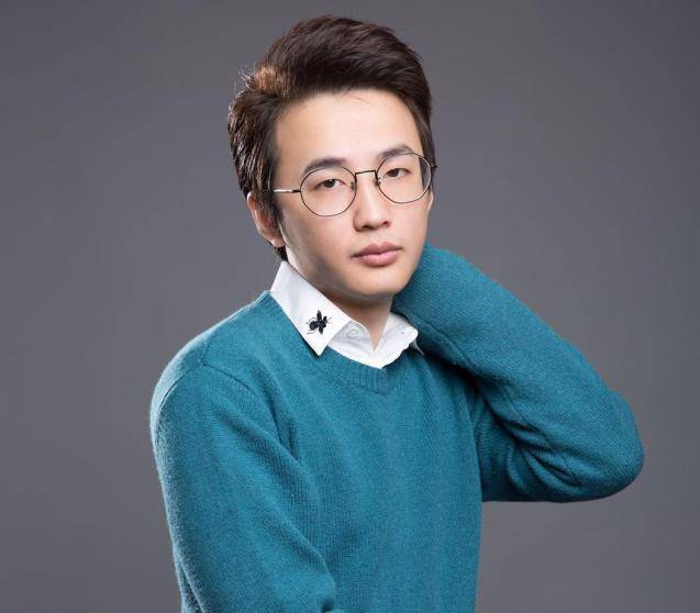 结婚后男人生活不易,王者荣耀寒夜,为了赚钱再次去打拳