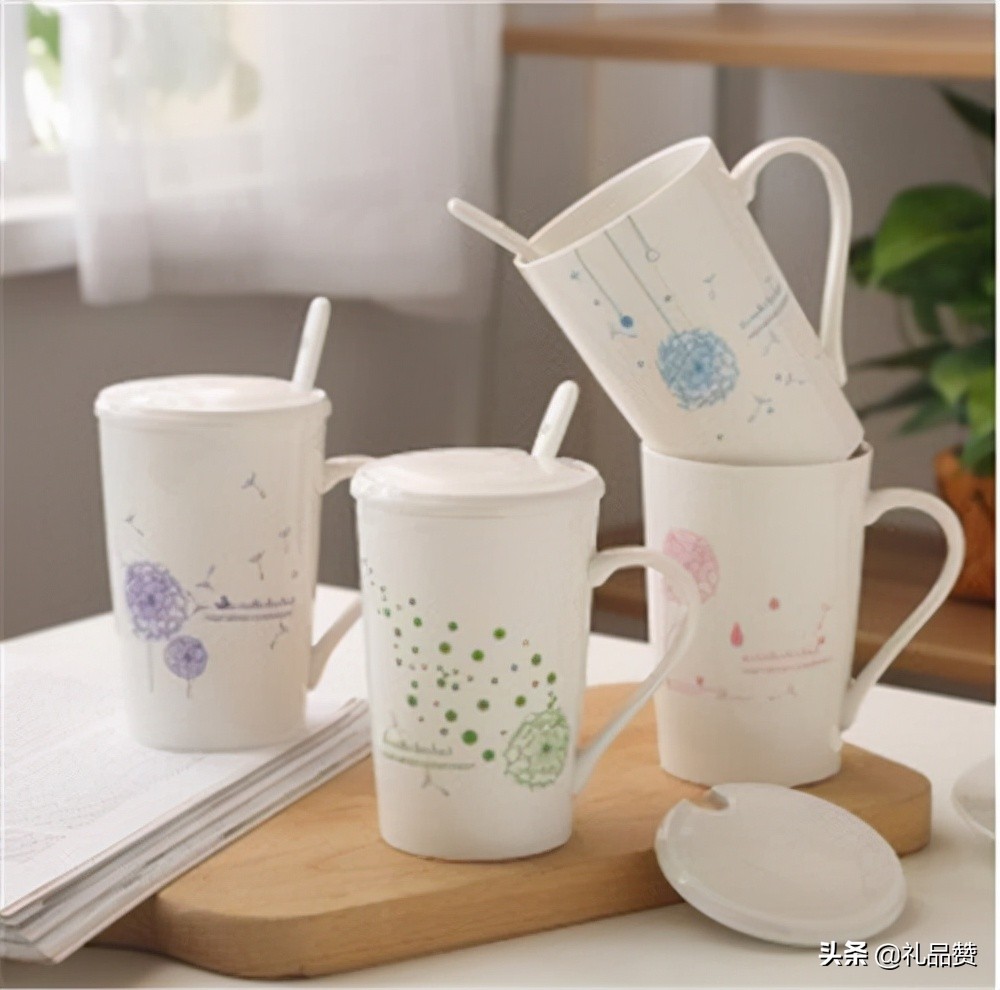 企业定制礼品需要注意什么（企业定制员工福利礼品）