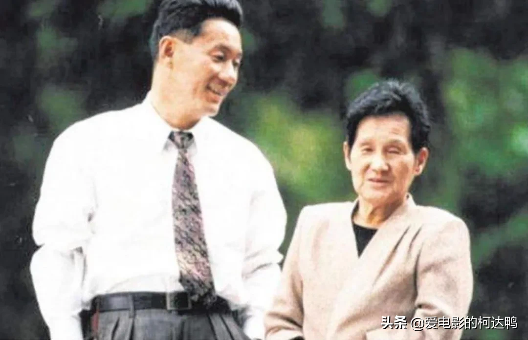 导演带粉丝殴打记者,因此坐牢?把生活过成段子的男人——北野武