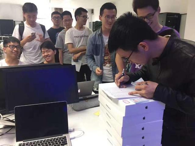 浙江大学选课系统（选课就发苹果电脑）