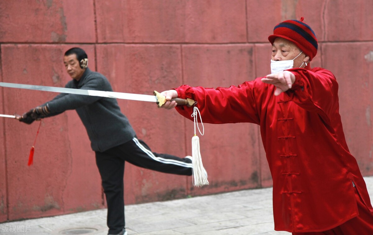 闻鸡起舞成语故事