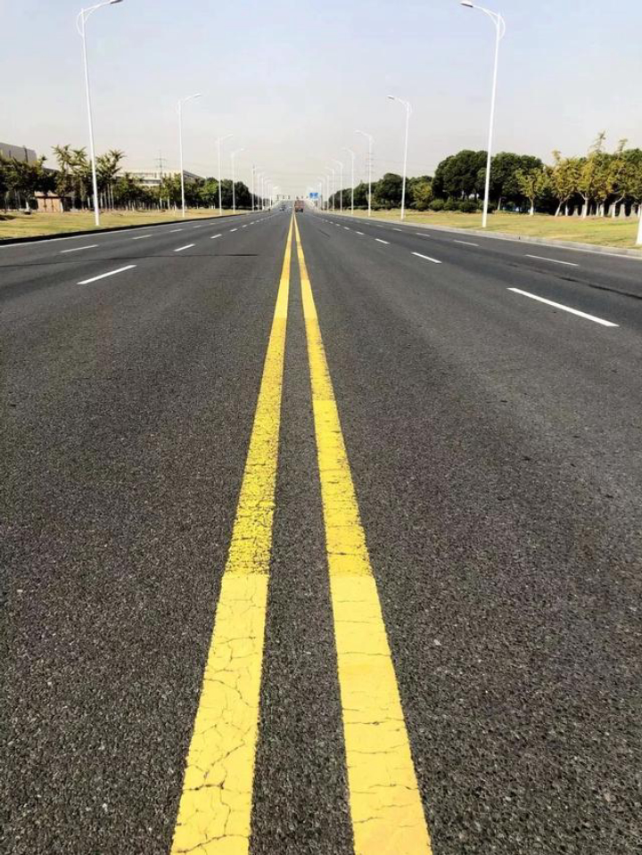 双黄线和单黄线有什么区别?许多人没搞明白,被屡屡罚款扣分