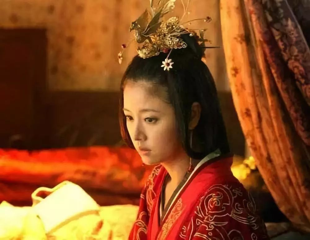 “清纯教主”林心如的狂野往事