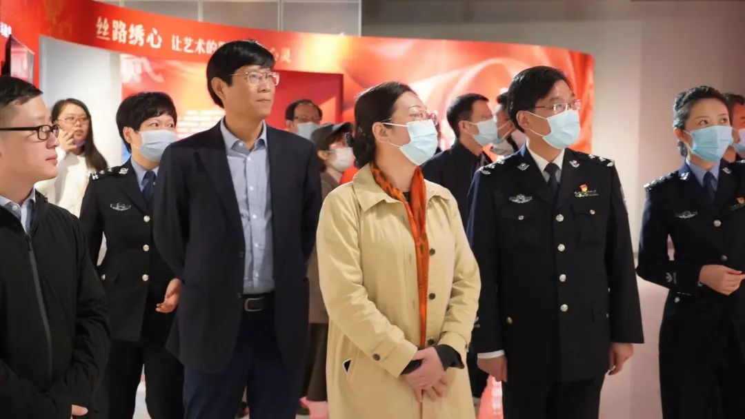 2021浙江省民间艺术志愿服务成果展开幕