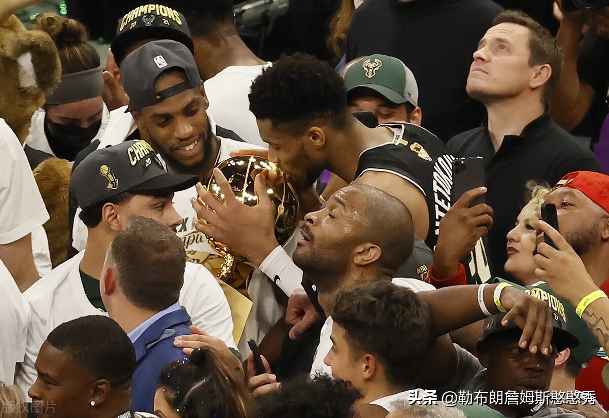 2021年NBA总决赛太阳vs雄鹿(雄鹿4:2太阳，夺得NBA2021总冠军)