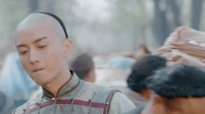 清装帅哥不好演，这么多年看下来，也就这10位称得上“郎艳独绝”